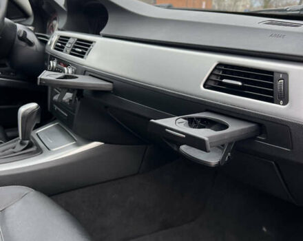 Чорний БМВ 3 Серія, об'ємом двигуна 2 л та пробігом 280 тис. км за 11000 $, фото 32 на Automoto.ua