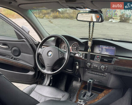 Черный БМВ 3 Серия, объемом двигателя 3 л и пробегом 218 тыс. км за 9000 $, фото 14 на Automoto.ua