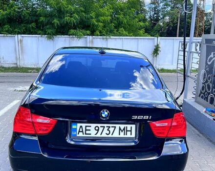 Черный БМВ 3 Серия, объемом двигателя 3 л и пробегом 175 тыс. км за 10500 $, фото 1 на Automoto.ua