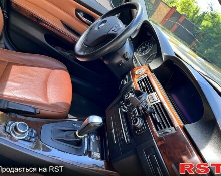 Черный БМВ 3 Серия, объемом двигателя 3 л и пробегом 175 тыс. км за 10500 $, фото 6 на Automoto.ua