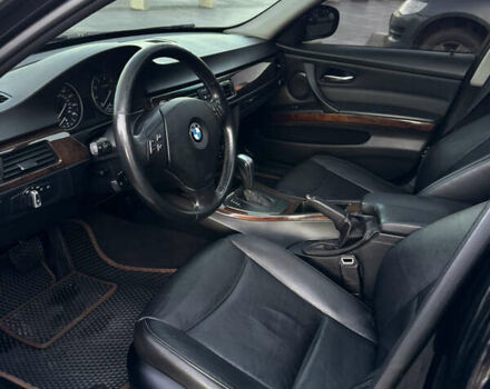 Чорний БМВ 3 Серія, об'ємом двигуна 3 л та пробігом 300 тис. км за 9999 $, фото 13 на Automoto.ua