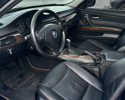 Чорний БМВ 3 Серія, об'ємом двигуна 3 л та пробігом 300 тис. км за 9999 $, фото 12 на Automoto.ua