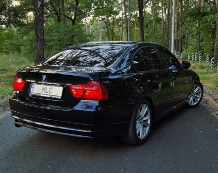 Черный БМВ 3 Серия, объемом двигателя 2 л и пробегом 230 тыс. км за 10000 $, фото 2 на Automoto.ua