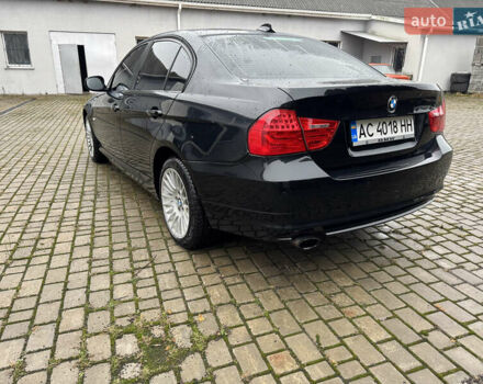 Черный БМВ 3 Серия, объемом двигателя 2 л и пробегом 237 тыс. км за 10999 $, фото 7 на Automoto.ua