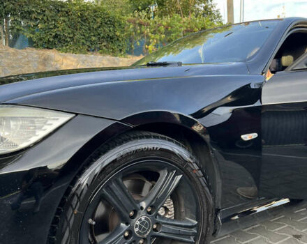 Черный БМВ 3 Серия, объемом двигателя 2 л и пробегом 242 тыс. км за 9400 $, фото 8 на Automoto.ua