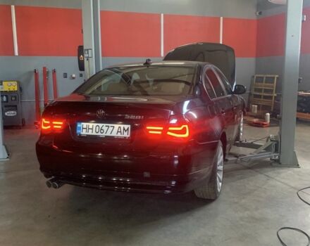 Черный БМВ 3 Серия, объемом двигателя 3 л и пробегом 34 тыс. км за 11000 $, фото 3 на Automoto.ua