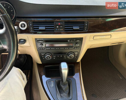 Черный БМВ 3 Серия, объемом двигателя 3 л и пробегом 153 тыс. км за 9900 $, фото 14 на Automoto.ua