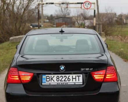 Черный БМВ 3 Серия, объемом двигателя 2 л и пробегом 329 тыс. км за 10400 $, фото 3 на Automoto.ua