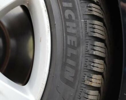 Черный БМВ 3 Серия, объемом двигателя 2 л и пробегом 329 тыс. км за 10400 $, фото 21 на Automoto.ua