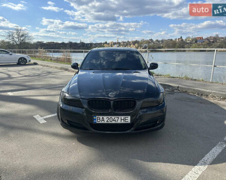 Черный БМВ 3 Серия, объемом двигателя 3 л и пробегом 201 тыс. км за 9000 $, фото 1 на Automoto.ua