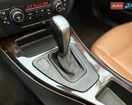 Чорний БМВ 3 Серія, об'ємом двигуна 3 л та пробігом 200 тис. км за 9500 $, фото 31 на Automoto.ua