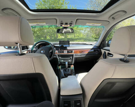 Чорний БМВ 3 Серія, об'ємом двигуна 3 л та пробігом 178 тис. км за 10500 $, фото 25 на Automoto.ua