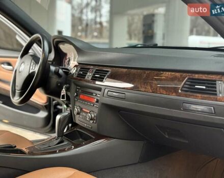 Чорний БМВ 3 Серія, об'ємом двигуна 3 л та пробігом 200 тис. км за 9500 $, фото 29 на Automoto.ua