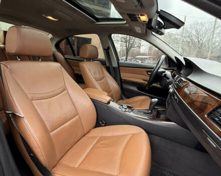 Черный БМВ 3 Серия, объемом двигателя 3 л и пробегом 200 тыс. км за 7899 $, фото 8 на Automoto.ua