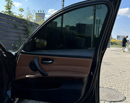 Черный БМВ 3 Серия, объемом двигателя 3 л и пробегом 225 тыс. км за 9500 $, фото 14 на Automoto.ua