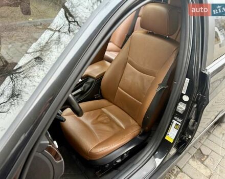 Чорний БМВ 3 Серія, об'ємом двигуна 3 л та пробігом 200 тис. км за 9500 $, фото 20 на Automoto.ua