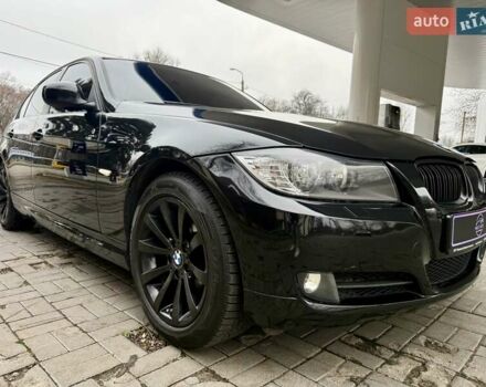 Чорний БМВ 3 Серія, об'ємом двигуна 3 л та пробігом 200 тис. км за 9500 $, фото 10 на Automoto.ua