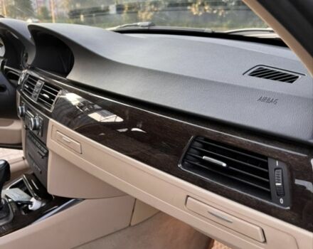 Чорний БМВ 3 Серія, об'ємом двигуна 3 л та пробігом 225 тис. км за 13600 $, фото 16 на Automoto.ua