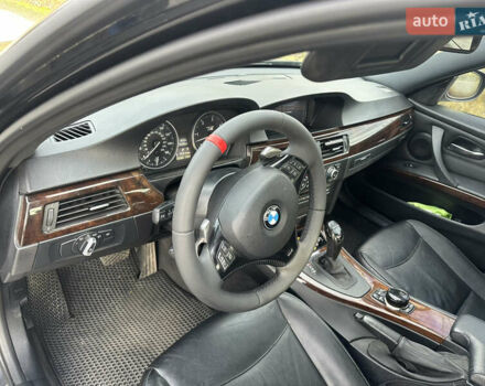 Черный БМВ 3 Серия, объемом двигателя 3 л и пробегом 290 тыс. км за 14000 $, фото 16 на Automoto.ua