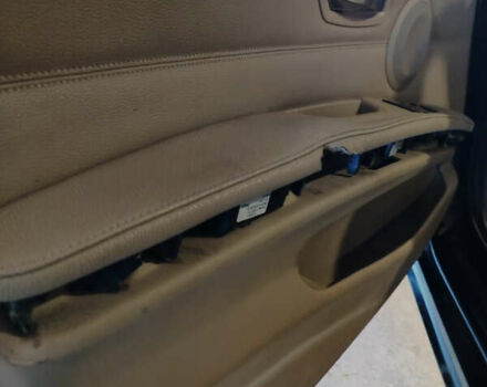 Черный БМВ 3 Серия, объемом двигателя 3 л и пробегом 252 тыс. км за 8000 $, фото 13 на Automoto.ua