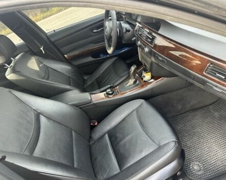 Черный БМВ 3 Серия, объемом двигателя 3 л и пробегом 290 тыс. км за 14000 $, фото 23 на Automoto.ua