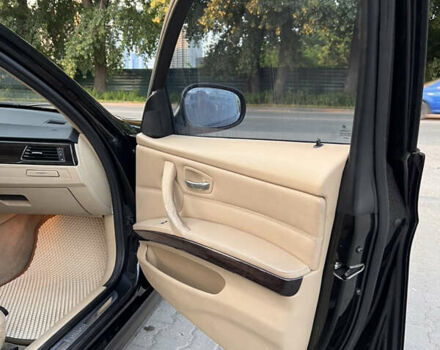 Чорний БМВ 3 Серія, об'ємом двигуна 3 л та пробігом 222 тис. км за 14200 $, фото 25 на Automoto.ua