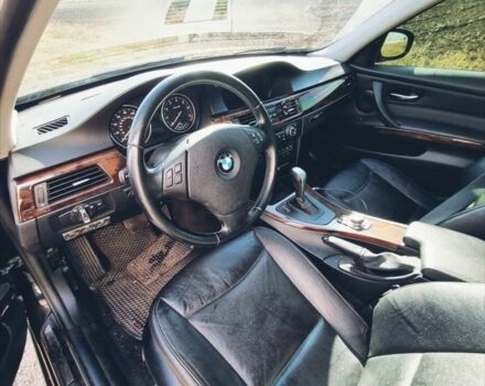 Черный БМВ 3 Серия, объемом двигателя 3 л и пробегом 218 тыс. км за 12500 $, фото 2 на Automoto.ua