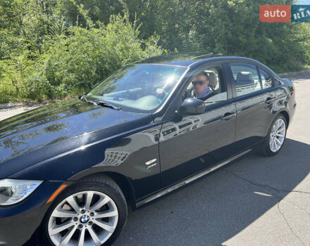 Чорний БМВ 3 Серія, об'ємом двигуна 3 л та пробігом 178 тис. км за 10500 $, фото 10 на Automoto.ua