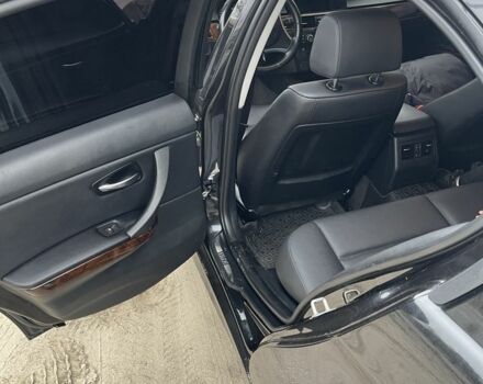 Черный БМВ 3 Серия, объемом двигателя 3 л и пробегом 203 тыс. км за 8500 $, фото 6 на Automoto.ua