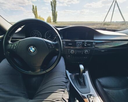 Черный БМВ 3 Серия, объемом двигателя 3 л и пробегом 218 тыс. км за 12500 $, фото 3 на Automoto.ua