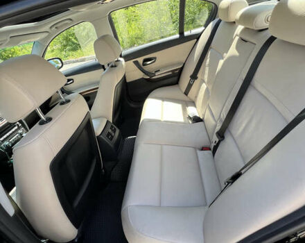 Чорний БМВ 3 Серія, об'ємом двигуна 3 л та пробігом 178 тис. км за 10500 $, фото 23 на Automoto.ua