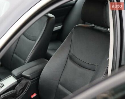 Черный БМВ 3 Серия, объемом двигателя 2 л и пробегом 329 тыс. км за 10400 $, фото 14 на Automoto.ua