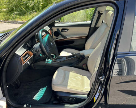 Чорний БМВ 3 Серія, об'ємом двигуна 3 л та пробігом 178 тис. км за 10500 $, фото 18 на Automoto.ua