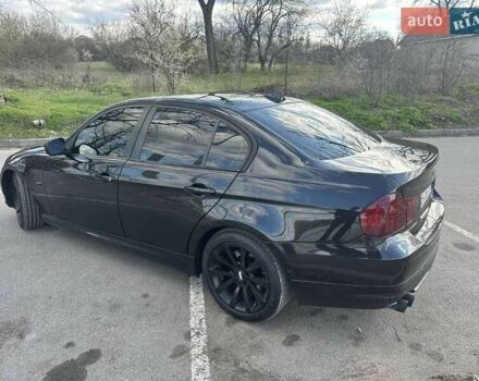 Черный БМВ 3 Серия, объемом двигателя 3 л и пробегом 202 тыс. км за 10000 $, фото 9 на Automoto.ua