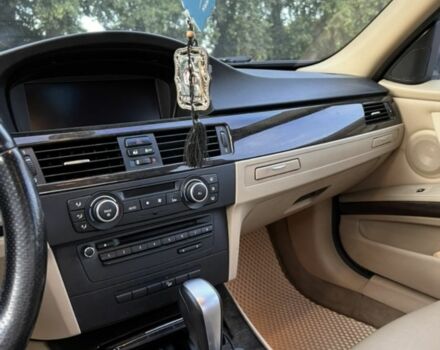 Чорний БМВ 3 Серія, об'ємом двигуна 3 л та пробігом 225 тис. км за 13600 $, фото 20 на Automoto.ua