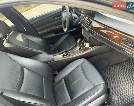 Черный БМВ 3 Серия, объемом двигателя 3 л и пробегом 290 тыс. км за 14000 $, фото 26 на Automoto.ua