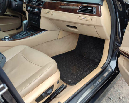 Черный БМВ 3 Серия, объемом двигателя 3 л и пробегом 252 тыс. км за 8000 $, фото 7 на Automoto.ua