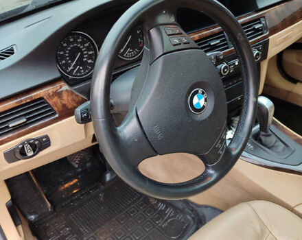 Черный БМВ 3 Серия, объемом двигателя 3 л и пробегом 252 тыс. км за 8000 $, фото 9 на Automoto.ua