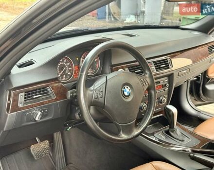 Чорний БМВ 3 Серія, об'ємом двигуна 3 л та пробігом 200 тис. км за 9500 $, фото 19 на Automoto.ua