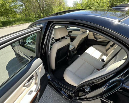 Чорний БМВ 3 Серія, об'ємом двигуна 3 л та пробігом 178 тис. км за 10500 $, фото 24 на Automoto.ua