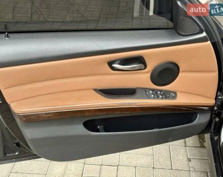 Чорний БМВ 3 Серія, об'ємом двигуна 3 л та пробігом 200 тис. км за 9500 $, фото 18 на Automoto.ua