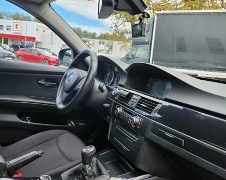 Черный БМВ 3 Серия, объемом двигателя 2 л и пробегом 339 тыс. км за 9200 $, фото 14 на Automoto.ua