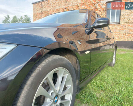 Черный БМВ 3 Серия, объемом двигателя 2 л и пробегом 279 тыс. км за 9800 $, фото 5 на Automoto.ua