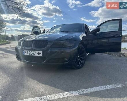 Черный БМВ 3 Серия, объемом двигателя 3 л и пробегом 202 тыс. км за 10000 $, фото 4 на Automoto.ua