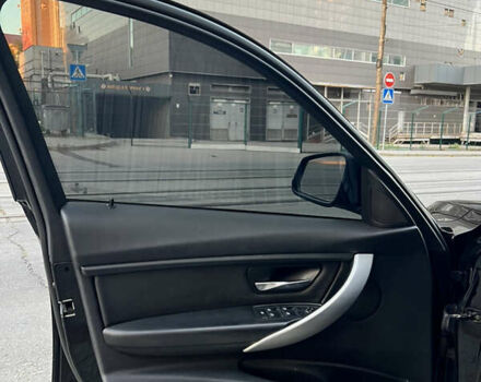 Чорний БМВ 3 Серія, об'ємом двигуна 2 л та пробігом 185 тис. км за 11700 $, фото 22 на Automoto.ua