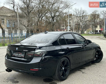 Чорний БМВ 3 Серія, об'ємом двигуна 2 л та пробігом 264 тис. км за 11999 $, фото 4 на Automoto.ua
