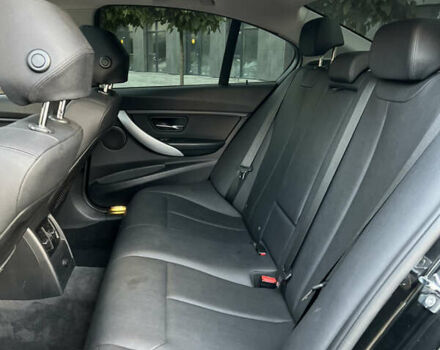 Чорний БМВ 3 Серія, об'ємом двигуна 2 л та пробігом 185 тис. км за 11700 $, фото 19 на Automoto.ua