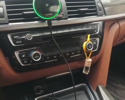 Чорний БМВ 3 Серія, об'ємом двигуна 2 л та пробігом 231 тис. км за 11000 $, фото 4 на Automoto.ua