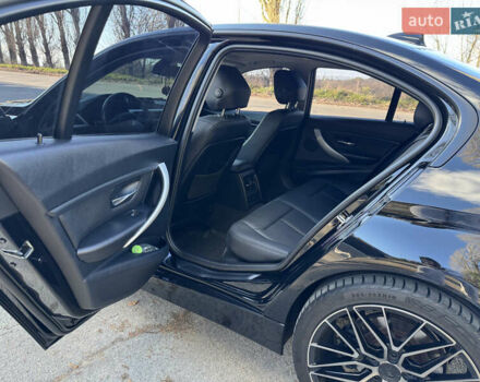 Черный БМВ 3 Серия, объемом двигателя 2 л и пробегом 161 тыс. км за 13500 $, фото 12 на Automoto.ua