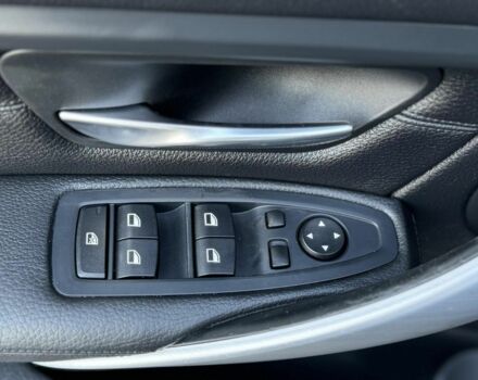 Черный БМВ 3 Серия, объемом двигателя 3 л и пробегом 103 тыс. км за 15100 $, фото 14 на Automoto.ua